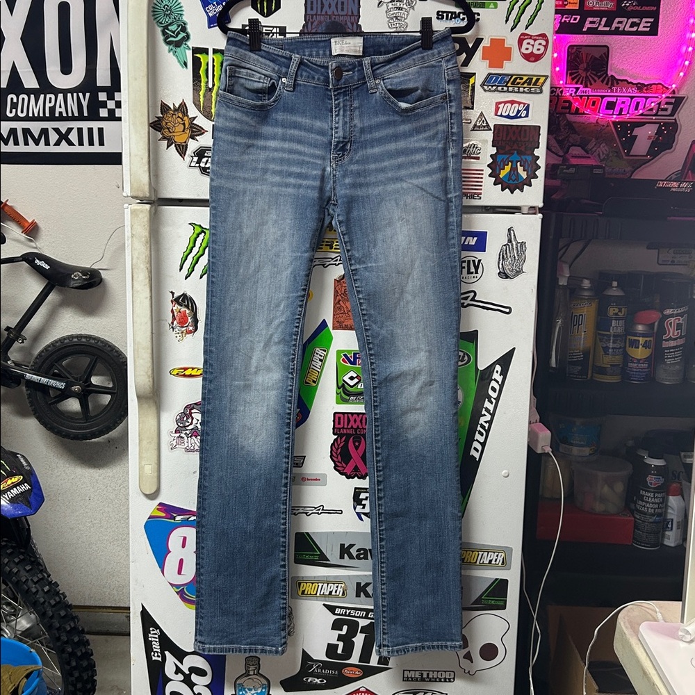 BKE Women's Straight Leg Jeans | Mid Rise (29 Regular)